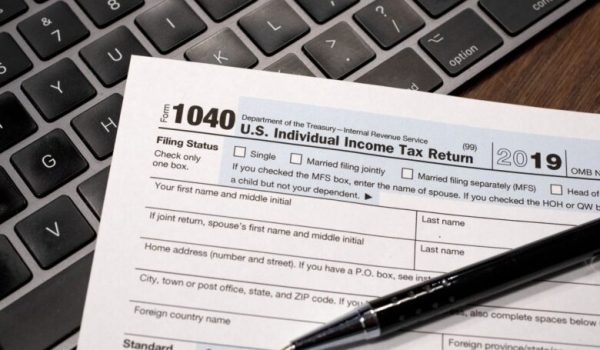 Advierte IRS no presentar declaraciones con truco