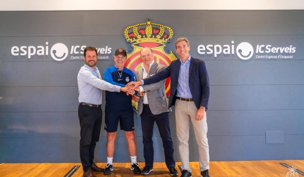 Javier Aguirre amplía su contrato con el Mallorca hasta 2024