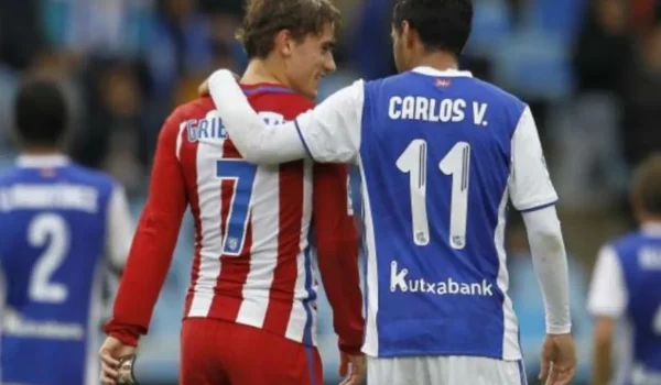 Antoine Griezmann expresa su deseo de volver a jugar con Carlos Vela en el Atlético de Madrid