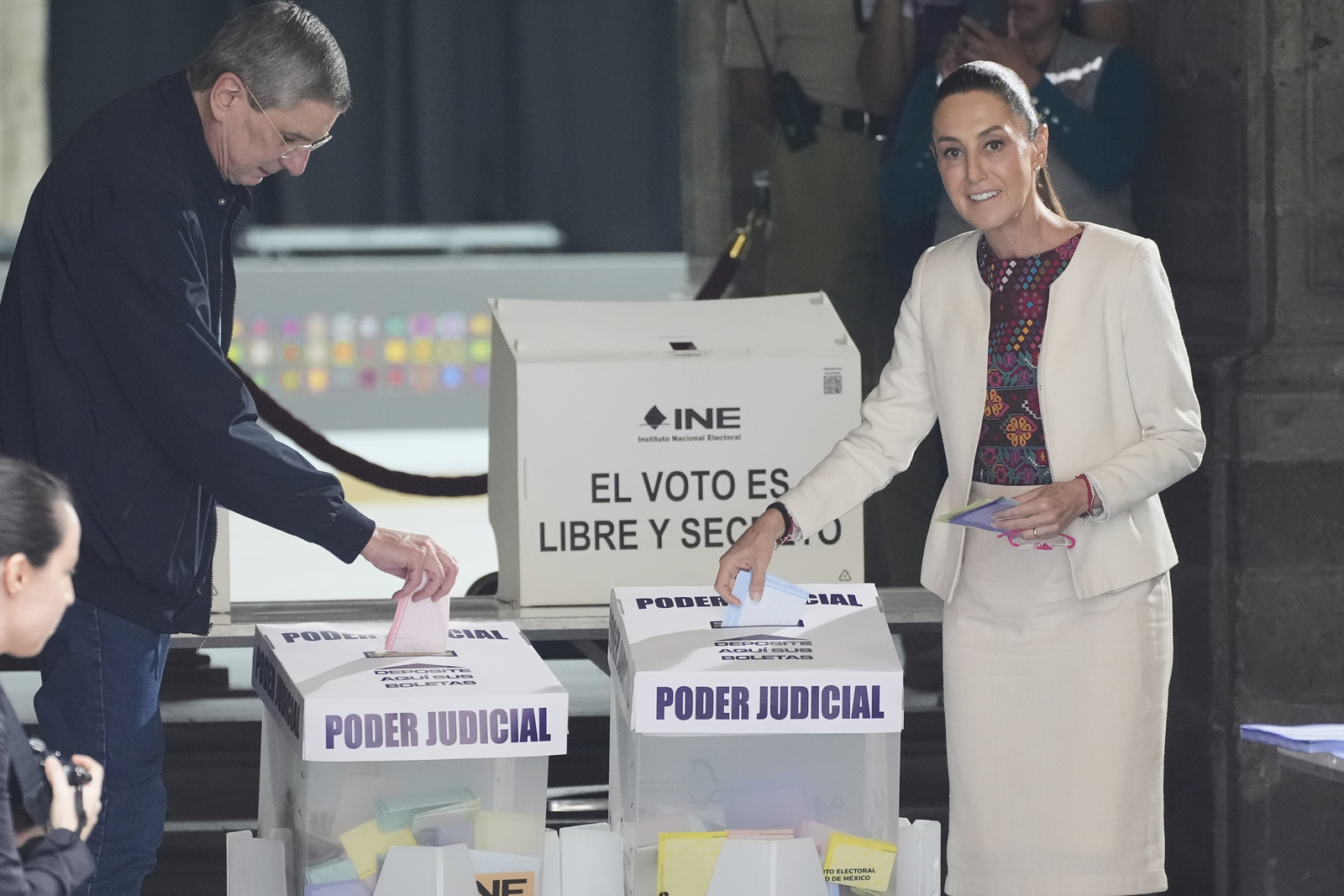 87% no fue a votar… pero México es más democrático que nunca, según la presidente Claudia Sheinbaum.
