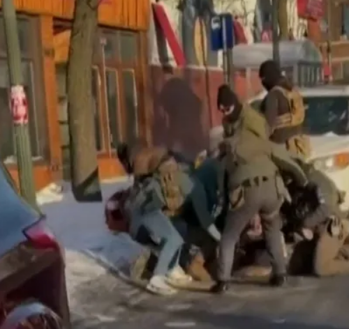 FBI bloquea acceso de la BCA a expedientes de tiroteos con agentes federales