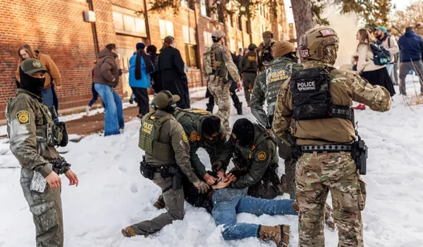 Escuelas en Minnesota reportan caída en asistencia y piden leyes para limitar impacto de operativo migratorio