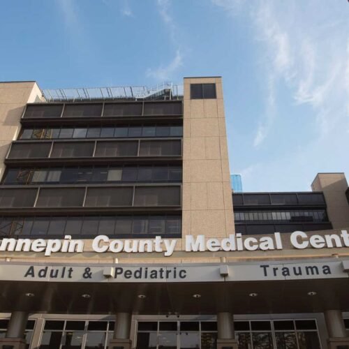 Hospital público de Minneapolis podría cerrar sin apoyo financiero del estado