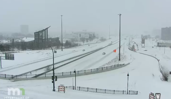 Varias ciudades de Minnesota declaran emergencia por tormenta de nieve