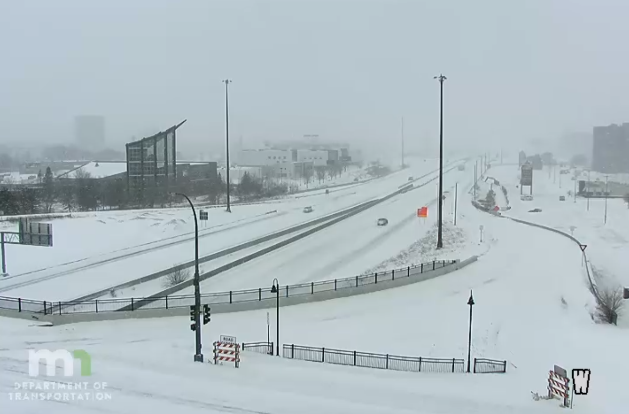 Varias ciudades de Minnesota declaran emergencia por tormenta de nieve