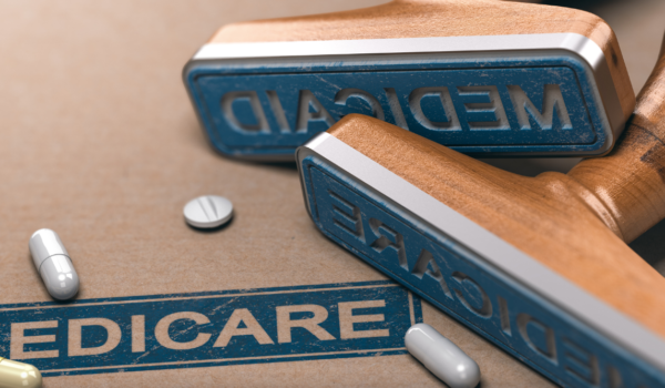 Trump prioriza gasto militar sobre programas sociales en medio de guerra con Irán