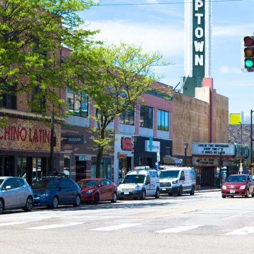 Informe revela caída en consumo en Minnesota por incertidumbre económica