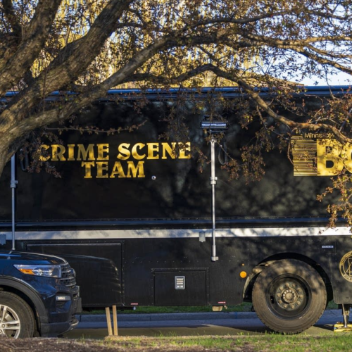 Sospechoso muere y oficial resulta herido tras tiroteo con policía en Richfield