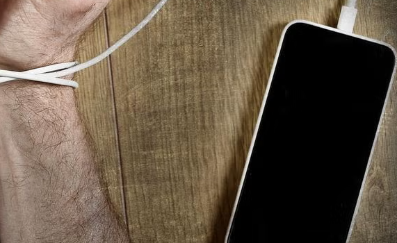 Adolescente de Bemidji habría disparado a sus padres tras perder privilegios del celular