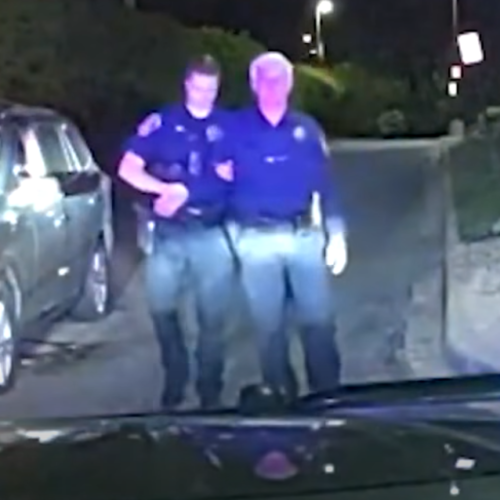 Oficial de policía es arrestado por conducir ebrio en Bloomington
