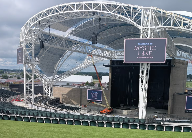 El nuevo Mystic Lake Amphitheater enfrenta dudas tras su primera gran prueba