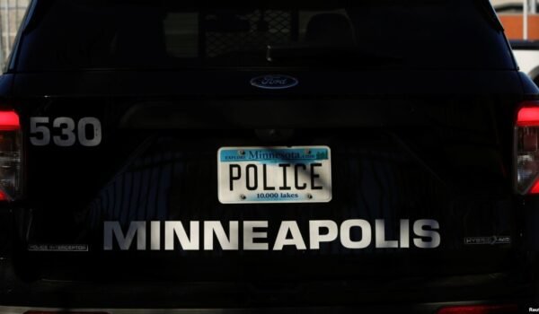 Tres hombres resultan heridos en tiroteo registrado en el noreste de Minneapolis