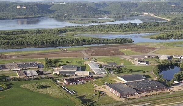 Identifican al piloto que murió tras accidente de una aeronave ultraligera en el aeropuerto de Winona