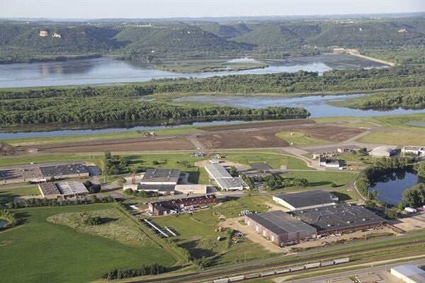 Identifican al piloto que murió tras accidente de una aeronave ultraligera en el aeropuerto de Winona