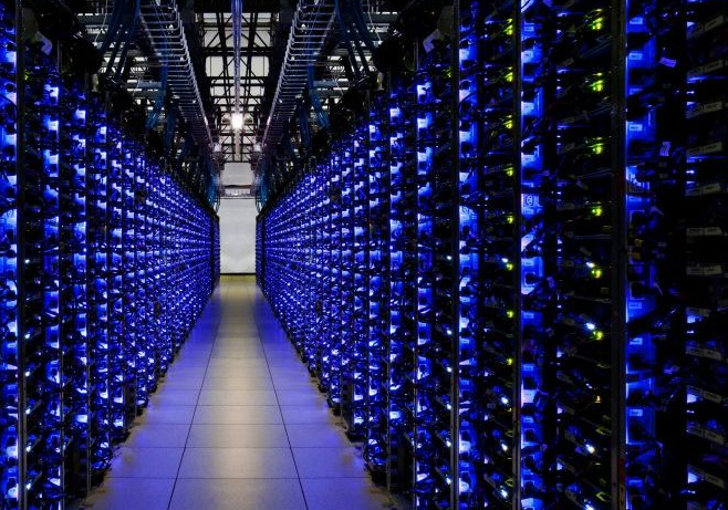 Empresas eléctricas afirman que los centros de datos aún no afectan la red durante las olas de calor en Minnesota