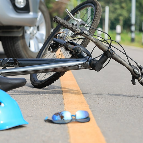 Abrió la puerta de su auto sin precaución y provoco la muerte de un ciclista en St. Paul