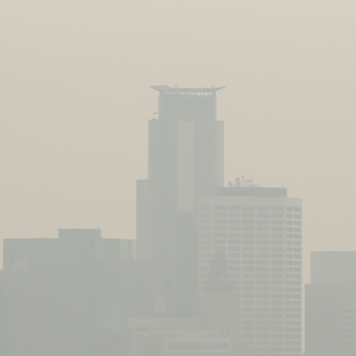 Alerta por mala calidad del aire en Minnesota: el humo de incendios afectará a las Ciudades Gemelas hasta el viernes
