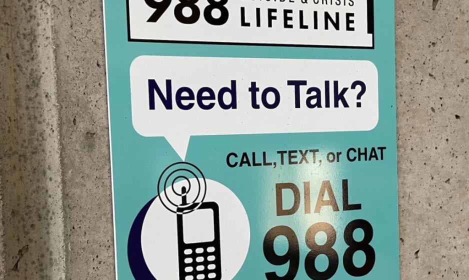 Minnesota triplica el uso de la línea 988 de apoyo en salud mental desde su creación
