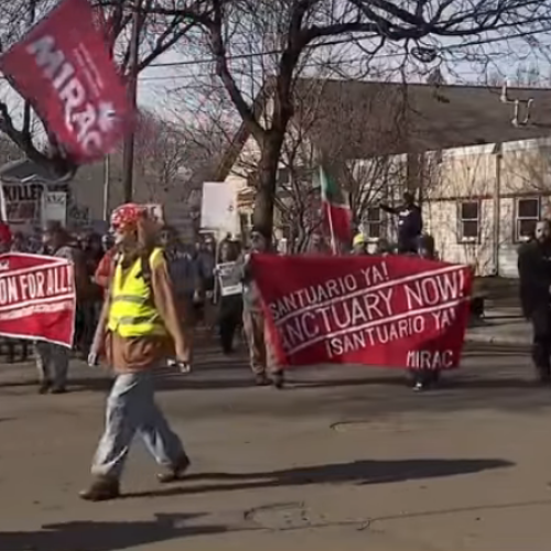 Protesta en Minneapolis contra convenios policiales con ICE