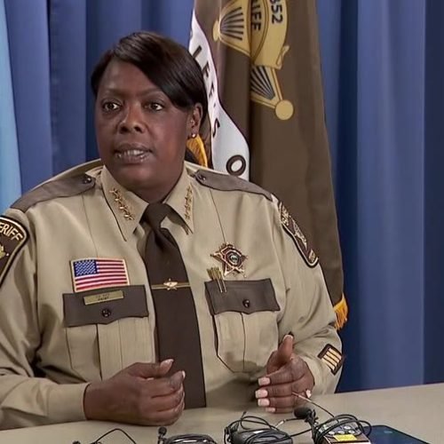 Sheriff de Hennepin niega acuerdos con autoridades migratorias y promete reconstruir la confianza comunitaria