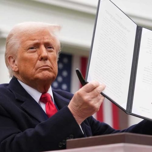 WASHINGTON, DC - APRIL 02: U.S. President Donald Trump displays a signed executive order imposing tariffs on imported goods during a “Make America Wealthy Again” trade announcement event in the Rose Garden at the White House on April 2, 2025 in Washington, DC. Touting the event as “Liberation Day”, Trump announced sweeping new tariffs targeting goods imported to the U.S. on countries including China, Japan and India. (Photo by Andrew Harnik/Getty Images)