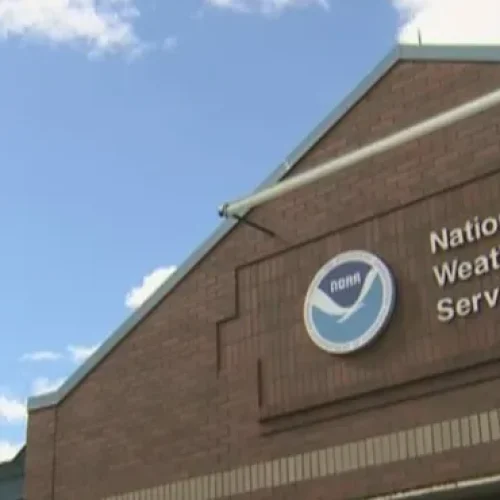 NOAA inicia la contratación tras recortes de Musk