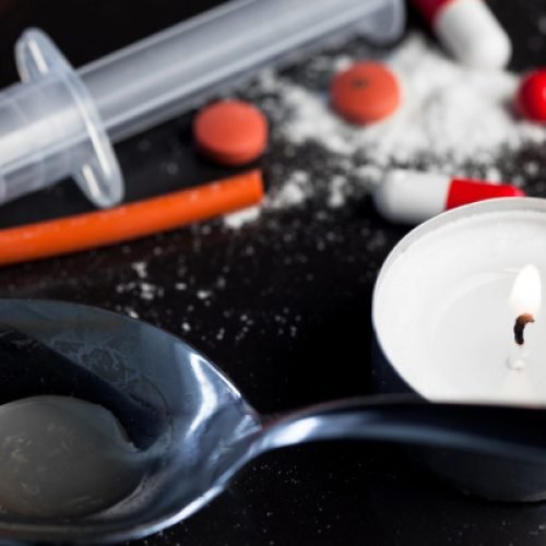 Concejal propone despenalizar la posesión de articulos para drogarse